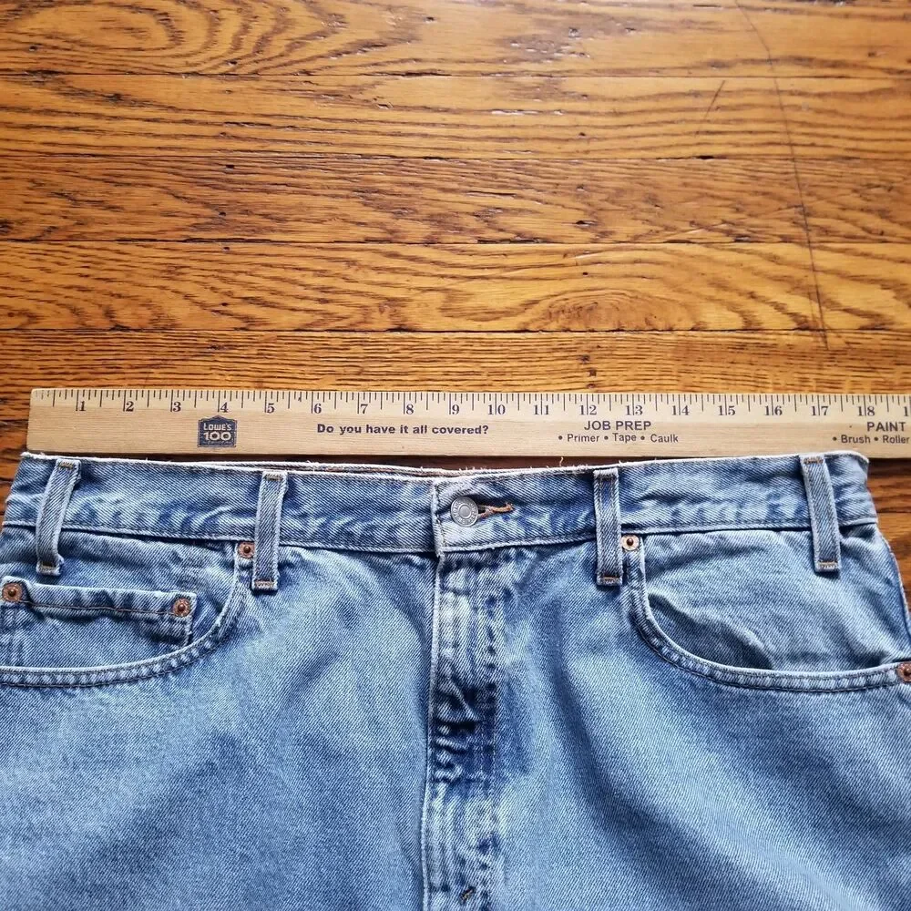 Vintage Levi's 505 Regular Fit Men's 36x32 Light Wash Blue Denim Jeans